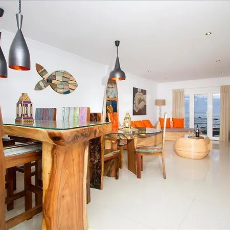 Appartamento Punta De Mujeres Sleeps 4
