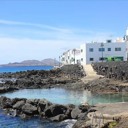 Appartement Punta De Mujeres Sleeps 4
